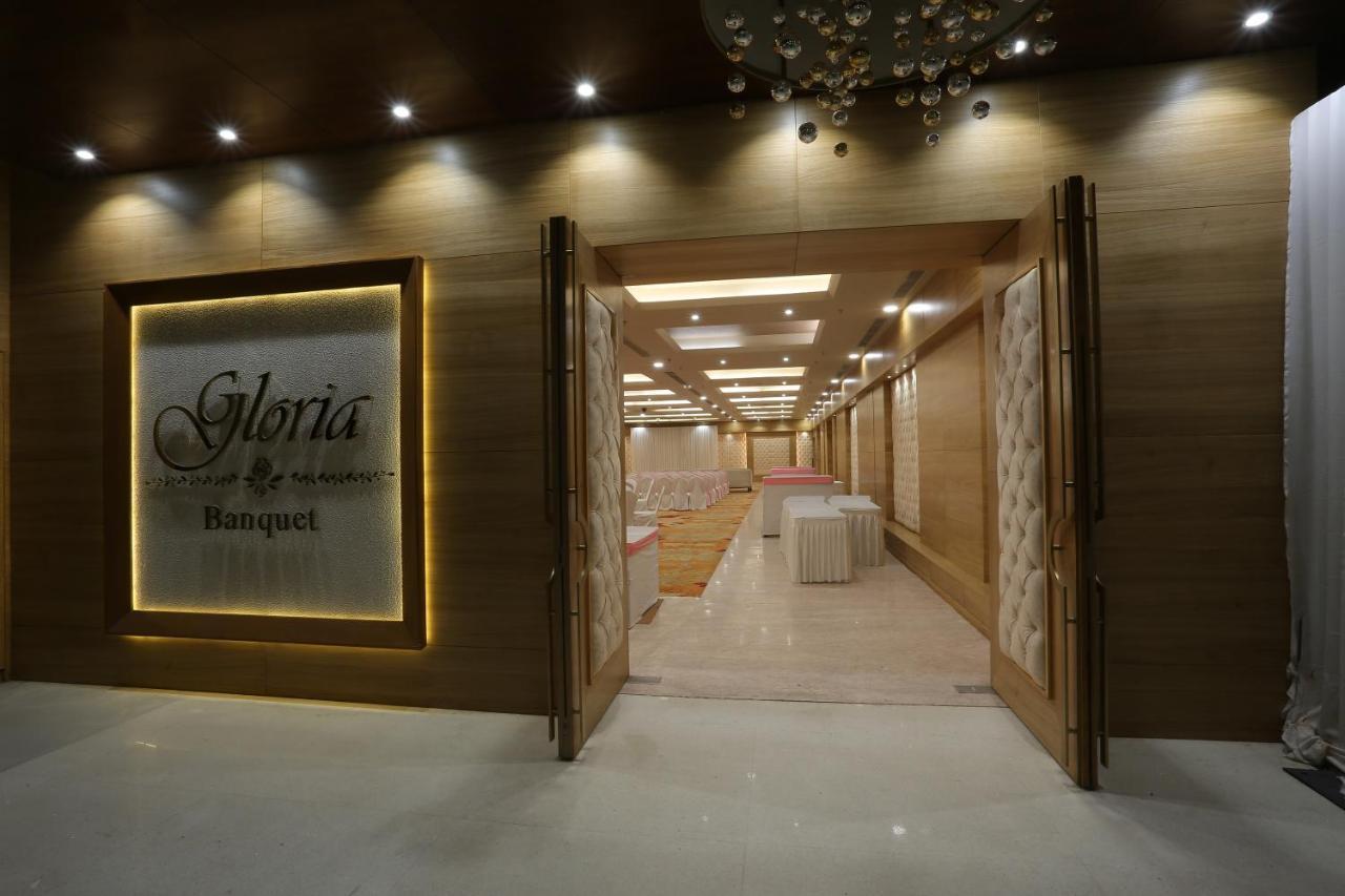 Ymca International Centre Hotel Ahmedabad Exterior photo