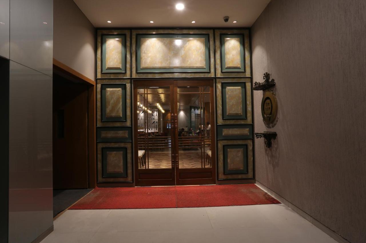 Ymca International Centre Hotel Ahmedabad Exterior photo