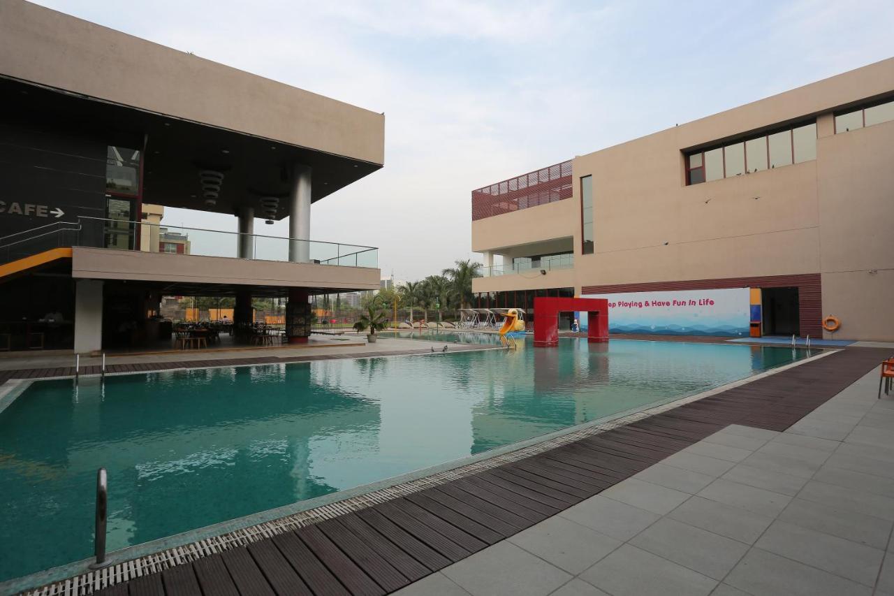 Ymca International Centre Hotel Ahmedabad Exterior photo